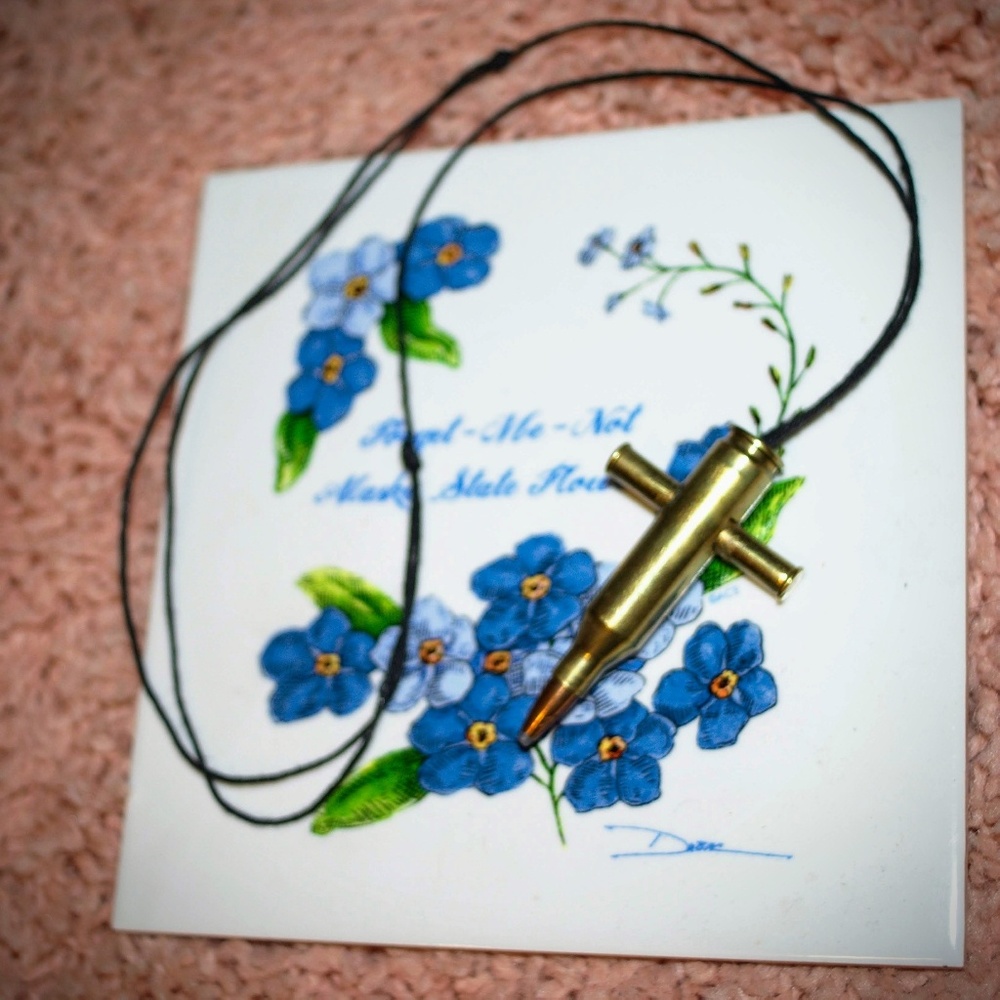 ☀️Bullet Cross Necklace☀️